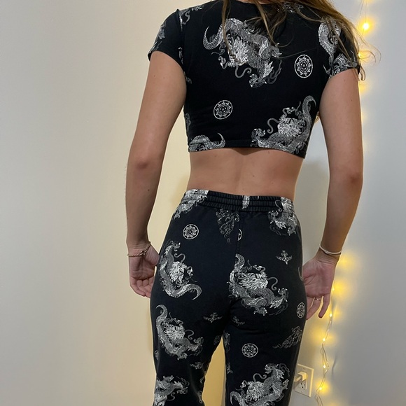 Motel Rocks T Shirt - Picture 3 of 4